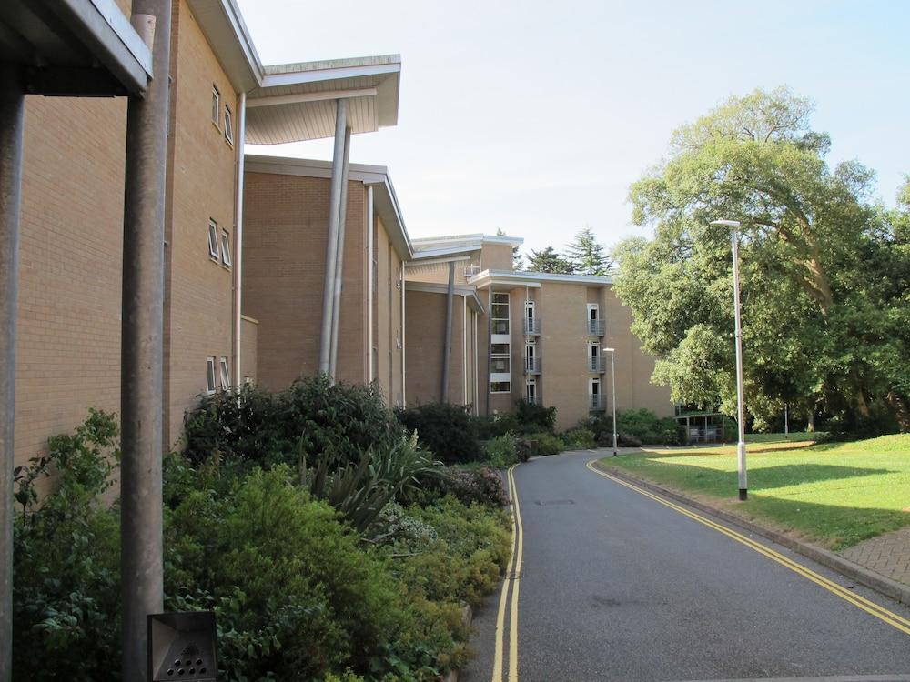 University Of Exeter - Pennsylvania Court Exterior photo